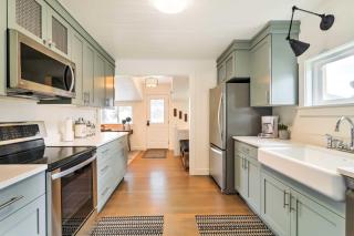 Cozy Farmhouse-Style Cottage by Mighty 5 Ntl Parks - Circleville - 3