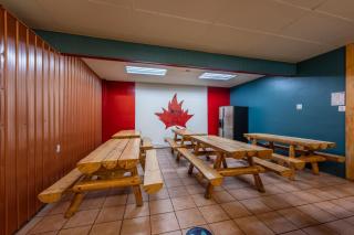 The Raging Elk Adventure Lodging - Fernie - 1