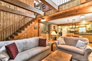 Black Mountain Cabin with Screened Porch and Views! - Black Mountain - 6