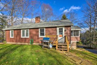 Updated Bristol Lakehouse with Kayaks and Beach Access - Bristol - 9