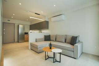 Celine Luxury Apartments & Suites - 4