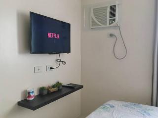 Condo , WIFI up to 100mbps , Infinity Pool - 4