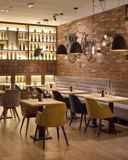 Chop Old House Hotel - 1