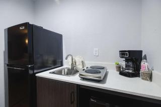 Studio 6 Channelview TX Baytown West - 9