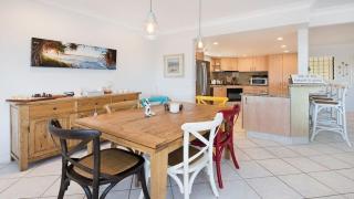 25 Queen of Colonies Parade - 5