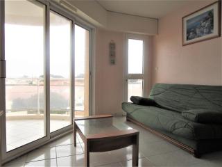 Studio avec Piscine, Parking et Balcon aux Sables-d'Olonne - FR-1-197-380 - Les Sables-dʼOlonne - 2