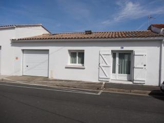 Maison confortable, proche plages et centre, 4 pers, terrasse, wifi, centre L'Aiguillon-sur-Mer - FR-1-476-11 - L'Aiguillon-sur-Mer - 0