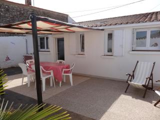 Maison confortable, proche plages et centre, 4 pers, terrasse, wifi, centre L'Aiguillon-sur-Mer - FR-1-476-11 - L'Aiguillon-sur-Mer - 4