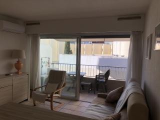 Studio climatisé pour 2/3 - Proche plage et commerces - WiFi inclus - FR-1-466A-22 - Saint-Raphaël - 7