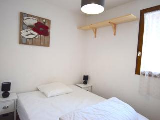 Appartement cosy à Bernex, proche des pistes et sentiers, avec terrasse ensoleillée et wifi. - FR-1-498-22 - Bernex - 8