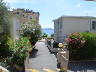 Studio climatisé proche plage, commerces et gare avec balcon, parking et wifi - FR-1-466A-5 - Saint-Raphaël - 6