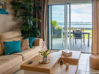 Port-Louis: Appartement T2 avec Terrasse, Parking et Wifi - FR-1-349-159 - 0