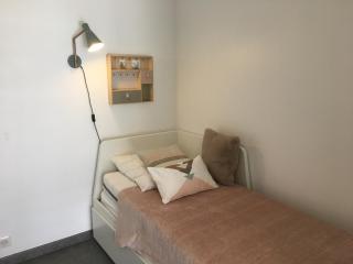 Studio Front de Mer avec Terrasse et Accès Direct Plage à Merville-Franceville - FR-1-487-329 - Merville-Franceville-Plage - 5