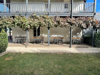 The Sir George - Jugiong - 2