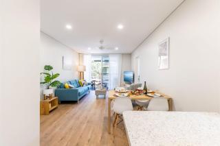 5 Gretel Lodge 1 Gretel Cl family friendly unit close to the water - 1