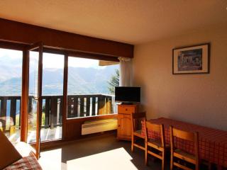 Studio cabine 4 pers, pieds des pistes, proche commerces, balcon, vue sur montagnes - FR-1-297-30 - Auris - 3