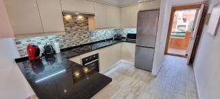 Homes of Spain, Apartamentos Paraíso, Ed Palmerston, Atico B a pie de Playa, piscina privada en solárium, WI-FI - 7