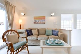 Spacious Chic Residence - 2