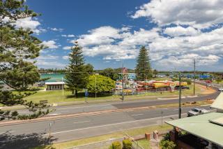 Heritage 302 - Tuncurry - 5