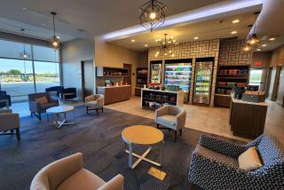 Hawthorn Extended Stay by Wyndham Del Rio - 1