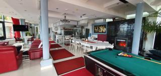 Vila Franceză - Cazare cu jacuzzi pe malul lacului Colibița - Colibiţa - 2