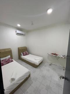 Yushas Homestay - Tawau - 1