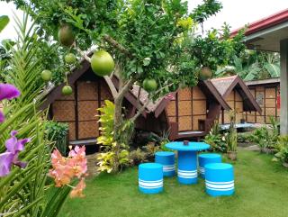 LHOYJEAN Garden Hostel - Batuan - 9