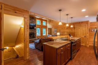 Laurel Creek Lodge - 3