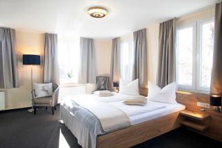 Hotel & Gutsgasthaus Köberle - Lindau - 6