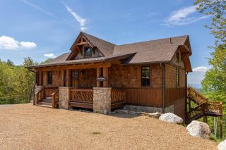 Kikis Hideaway at Eagles Nest - 6