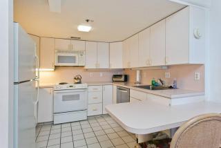 Ilikai Apt 1618 - Spacious 2BR 2BA Unit with Stunning Ocean-Lagoon View - 5