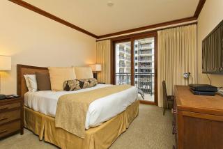 Ko Olina Beach Villas O512 - 2BR Ocean View Luxury Condo with Semi-Private Lagoon Beach & 1 Free Parking - Kapolei - 1