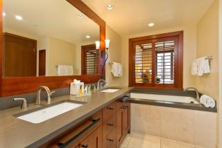 Luxury Poolside Oceanview OT512 Ko Olina Beach Villa 2BR 2BA &Free Parking Private Lanai Steps to Lagoon & Disney Aulani - 2
