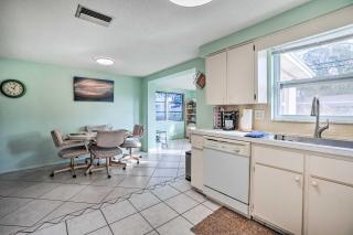 Cozy Holiday Home with Yard about 5 Mi to Beach! - 1