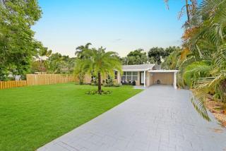 Modern 2BRHouse in Wilton Manors with a Heated Pool and KING Bed - Fort Lauderdale - 8