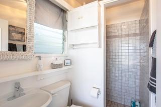 Hawaii Oceanfront Beach House Paradise on the Beach Family Activities - 1