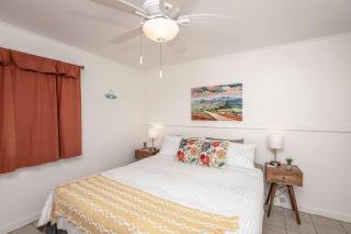 Hawaii Oceanfront Beach House Paradise on the Beach Family Activities - 2