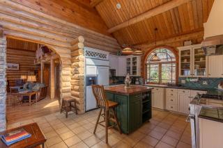 Bear Lodge at Misty Mountain - Blowing Rock - 1