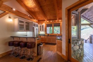 Cedar Rock Townhomes at Eagles Nest - Banner Elk - 1