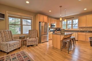Less Than Half-Mi to Skiing Lake Harmony Home with Hot Tub - Lake Harmony - 6