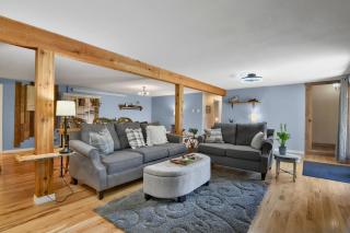 Mountain Vistas House and Acreage - Monument - 1