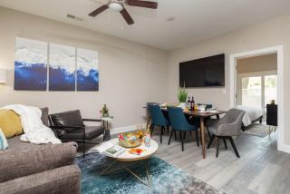 Lovely 4BR King Beds Steps To Beach And Pier F - Myrtle Beach - 5