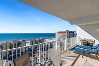 Laketown Wharf! Sleeps 9 - Resort Beach Condo, Stunning Ocean Views! by Dolce Vita Getaways PCB - Panama City Beach - 9