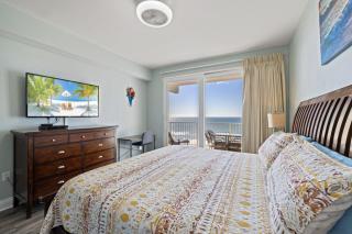 Laketown Wharf! Sleeps 9 - Resort Beach Condo, Stunning Ocean Views! by Dolce Vita Getaways PCB - Panama City Beach - 7
