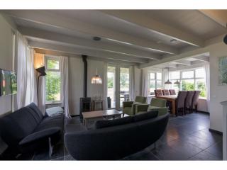Authentic Zeeland farmhouse - Vrouwenpolder - 8