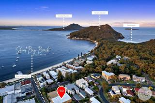 The Crest - Shoal Bay - 8