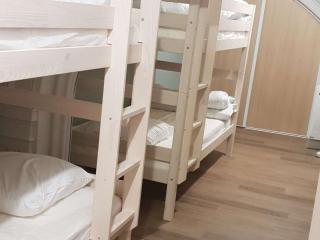 Appartement 12 pers. neuf, centre-ville avec 5 chambres et local à ski - FR-1-234-289 - Cauterets - 5