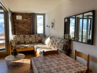 Appartement pour 4, en plein centre des Belleville, proche pistes et commodités - FR-1-574-50 - Les Menuires - 2