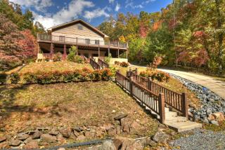 The Chariot - Creek Front with HotTub, Fire Pits, Billiards, EV Charger - Sandalwood Stays - Blue Ridge - 5
