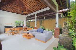 Sagara Villas and Suites Sanur by AHM - Sanur - 3